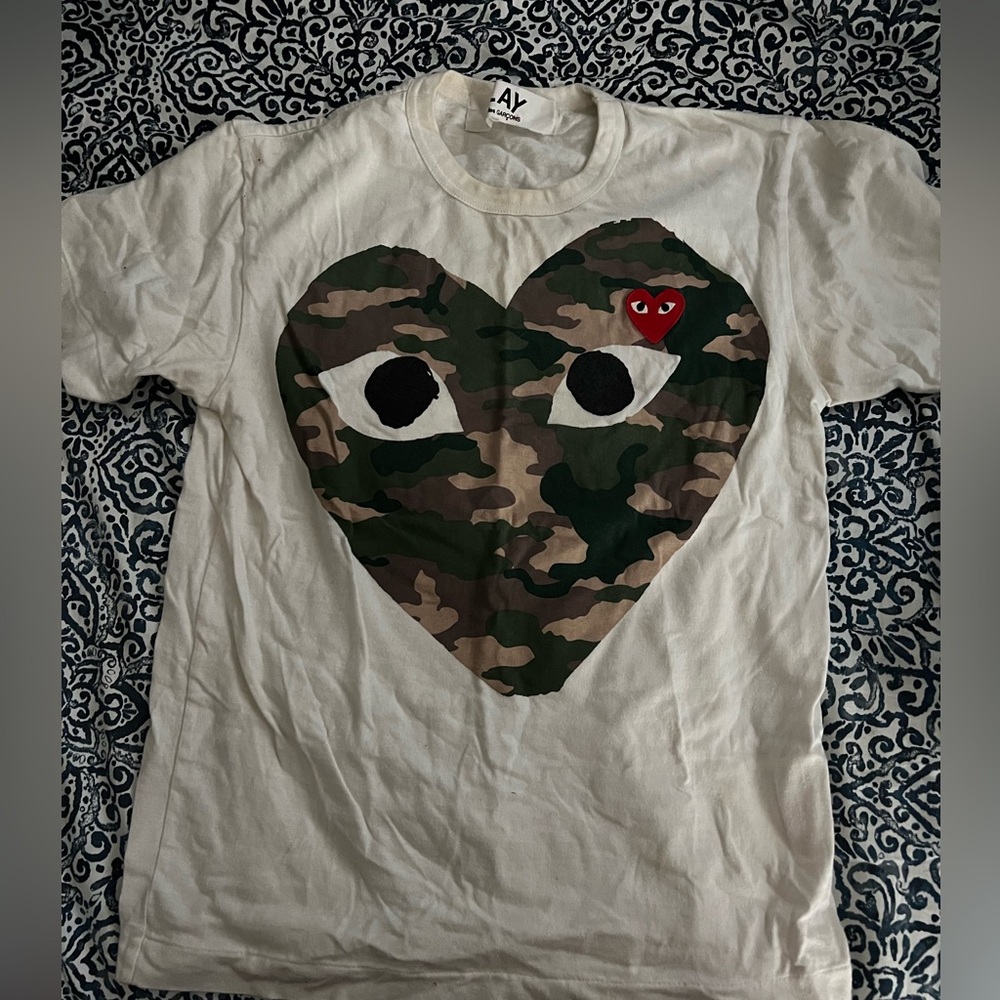 Comme des Garcons PLAY Camouflage Heart Tee - White
